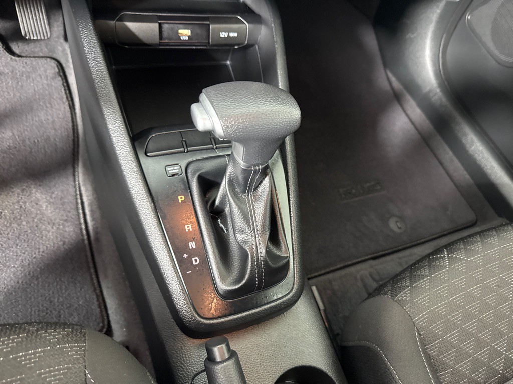 2023 Kia Rio Image 19