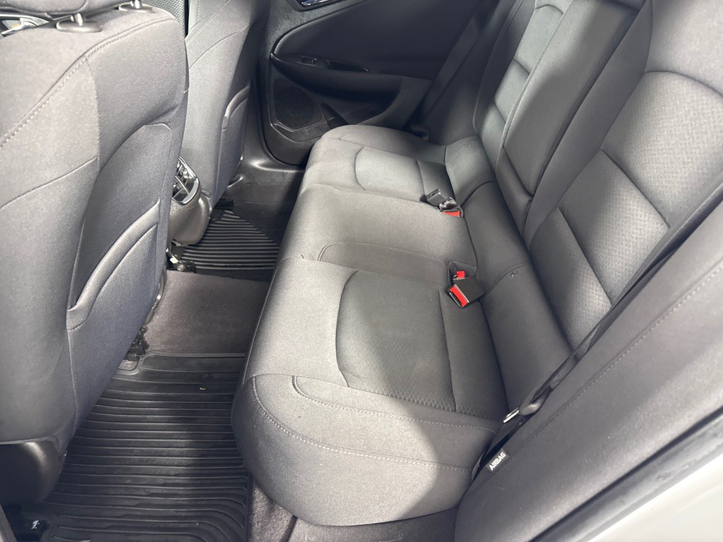 2017 Chevrolet Malibu Image 20