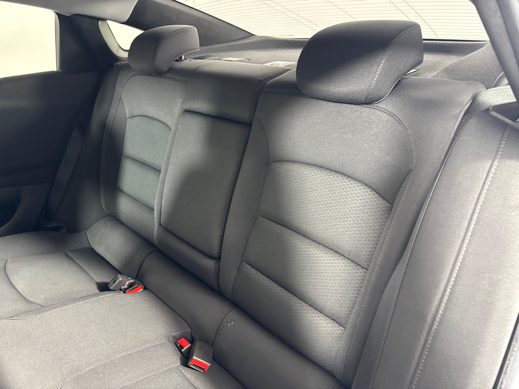 2017 Chevrolet Malibu Image 21