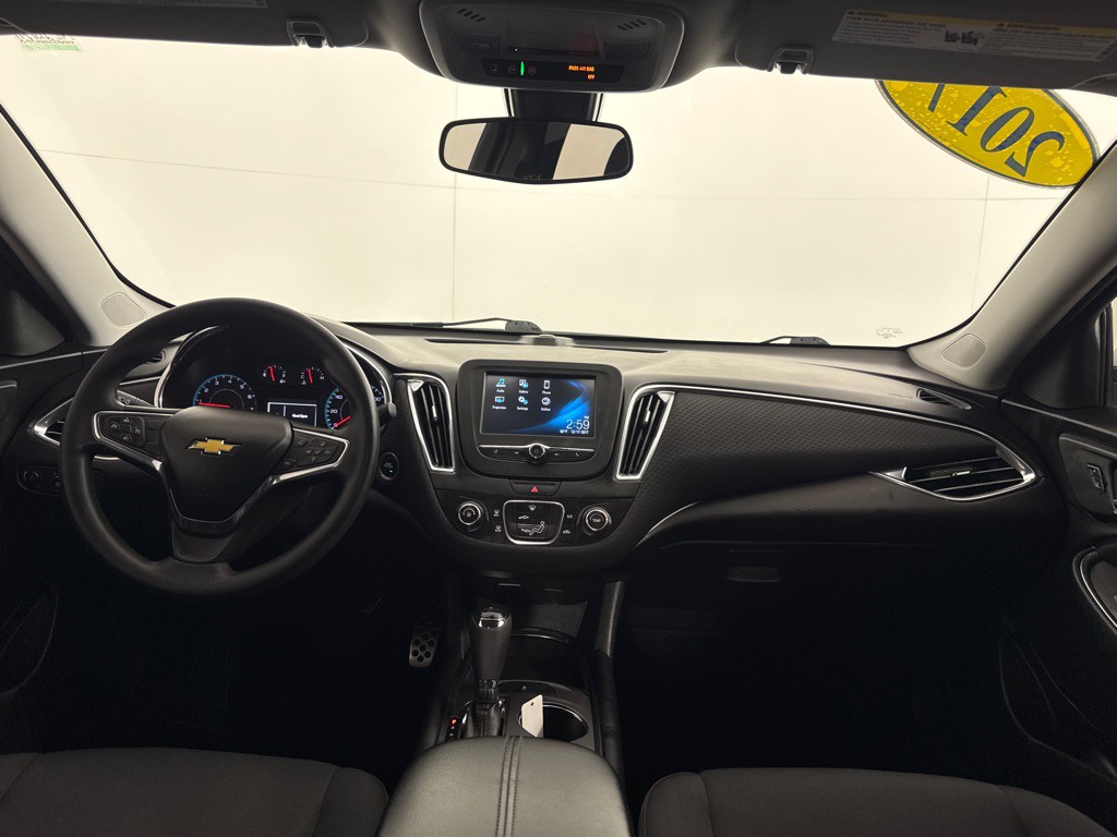 2017 Chevrolet Malibu Image 26