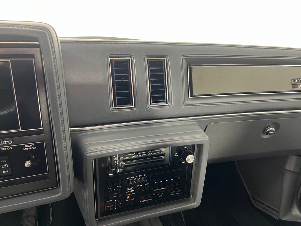 1986 Buick Regal Image 32