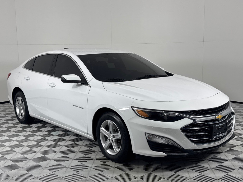 2020 Chevrolet Malibu Image 3