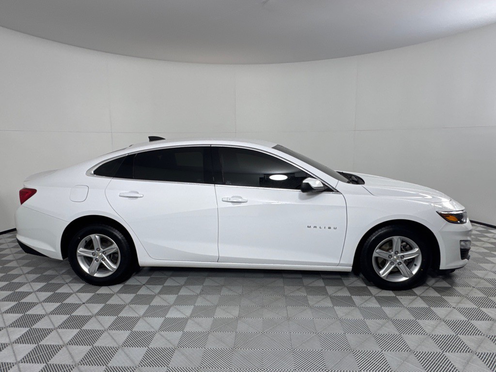 2020 Chevrolet Malibu Image 4