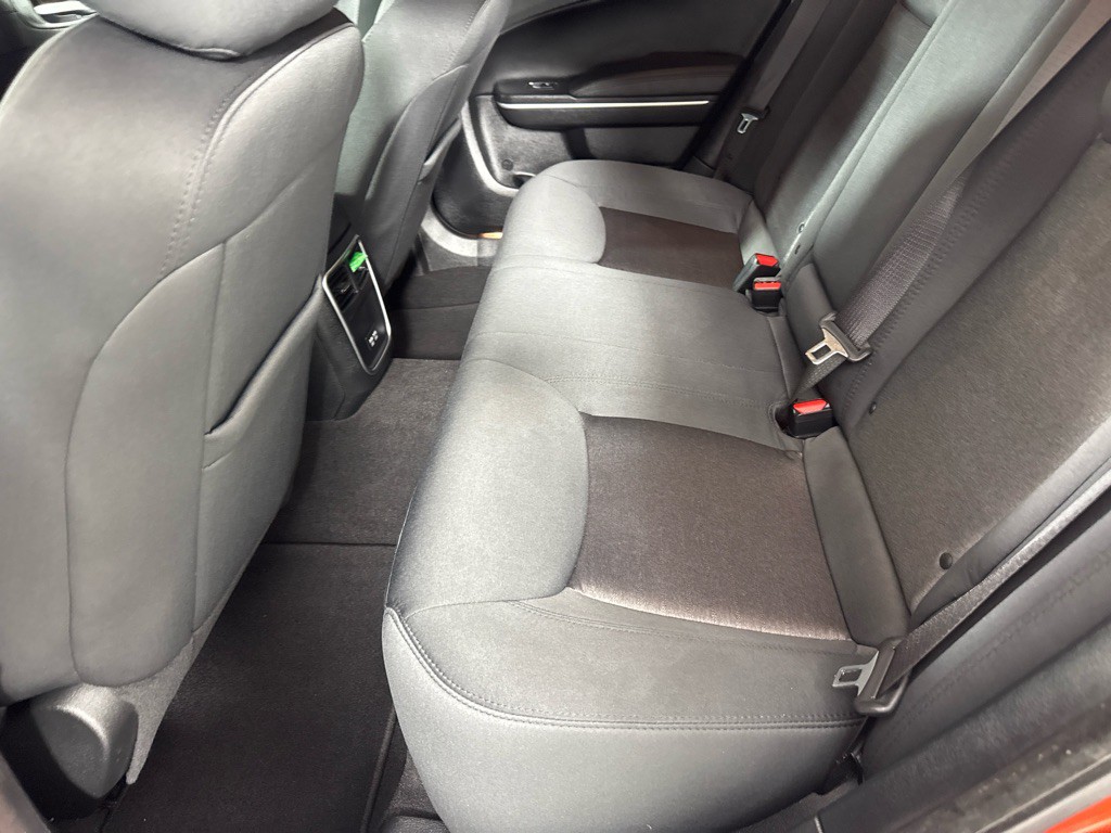 2020 Chrysler 300 Image 20