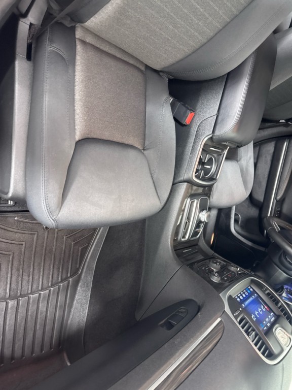 2020 Chrysler 300 Image 24