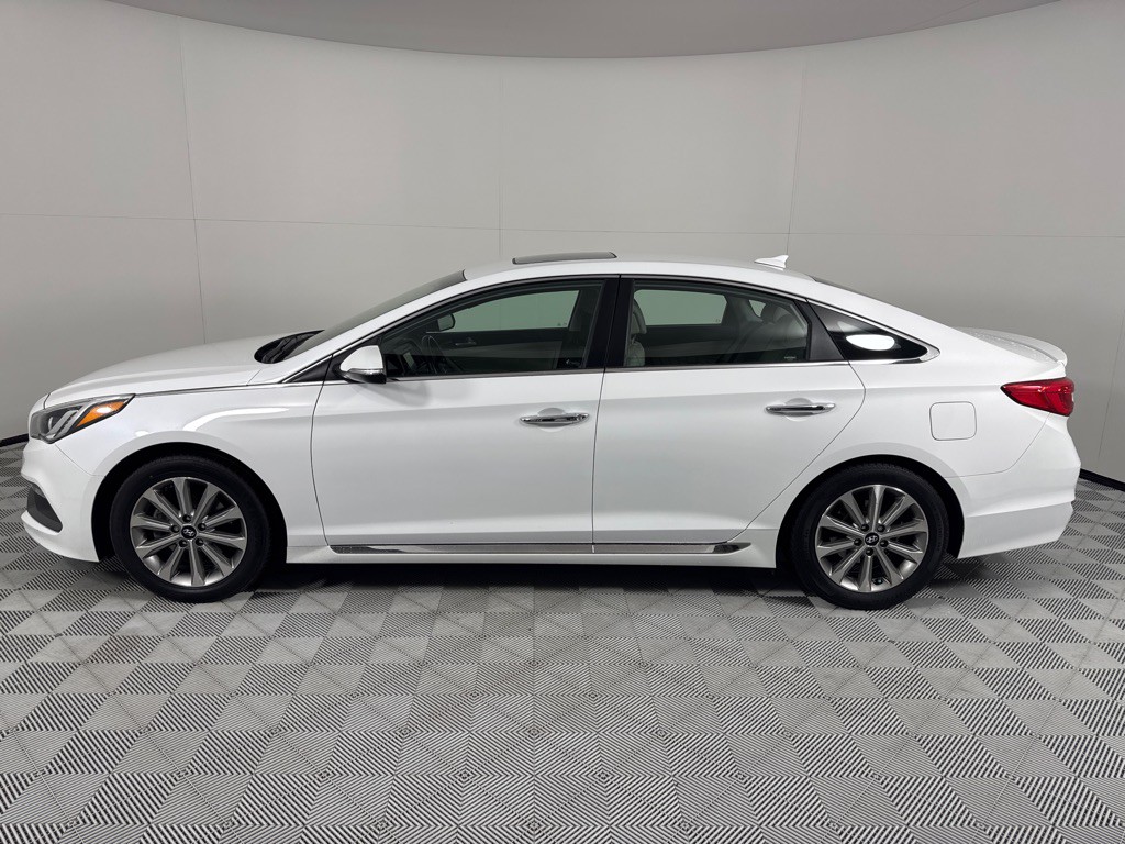 2017 Hyundai Sonata Image 9