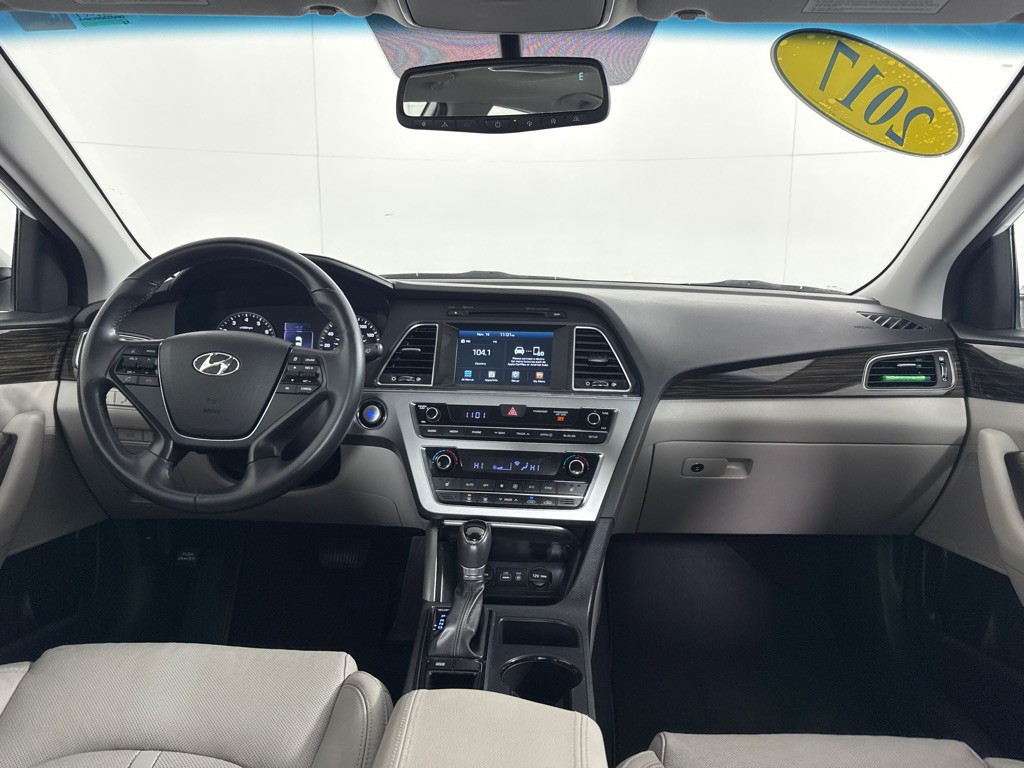 2017 Hyundai Sonata Image 26