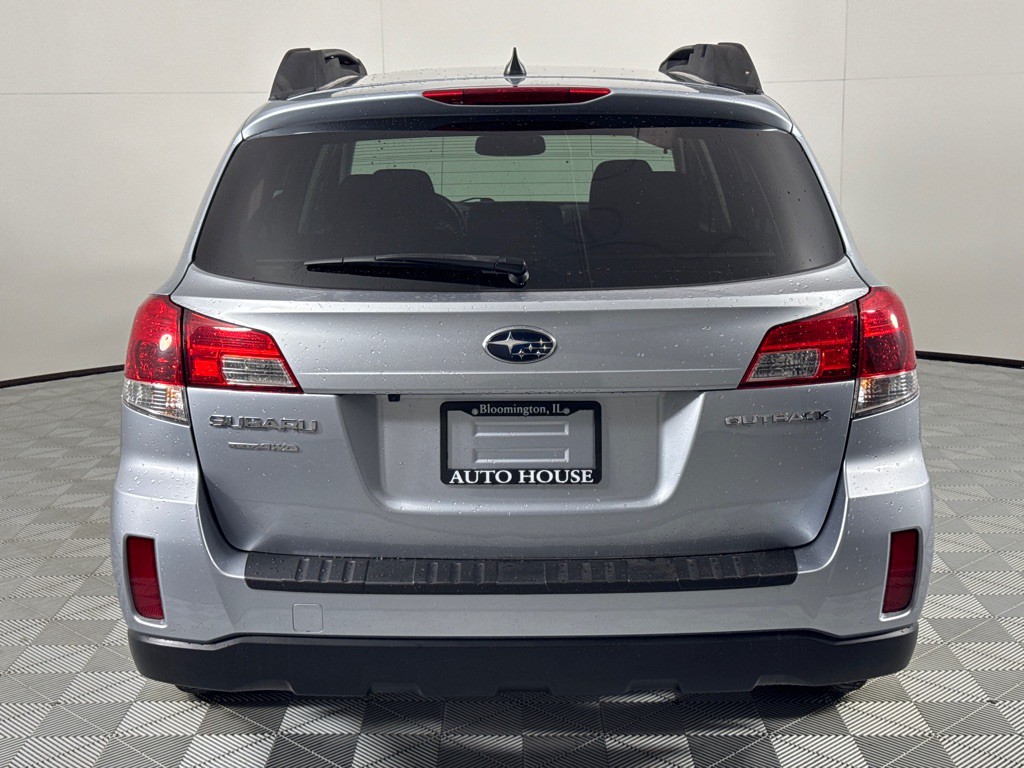 2014 Subaru Outback Image 5