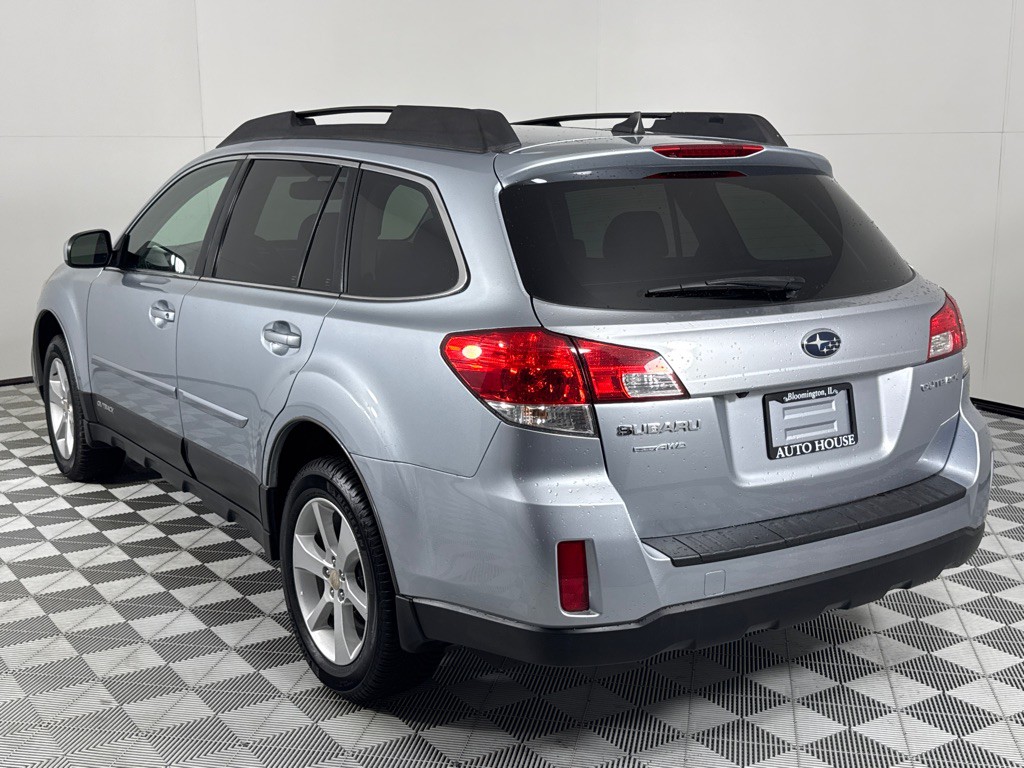2014 Subaru Outback Image 6