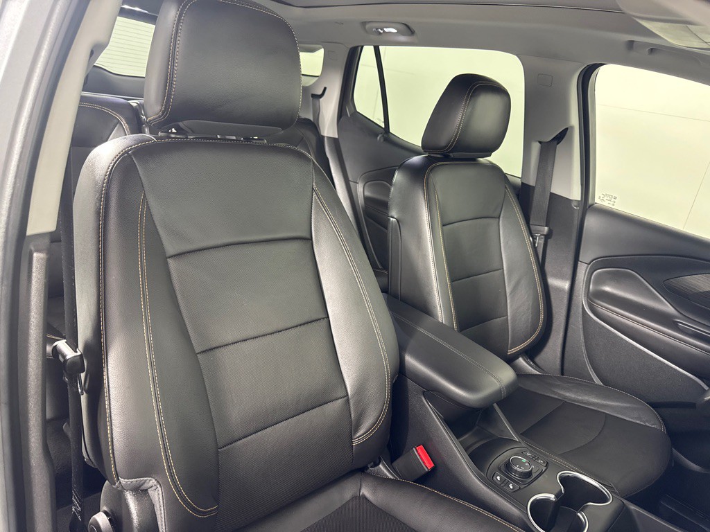 2020 GMC Terrain Image 27