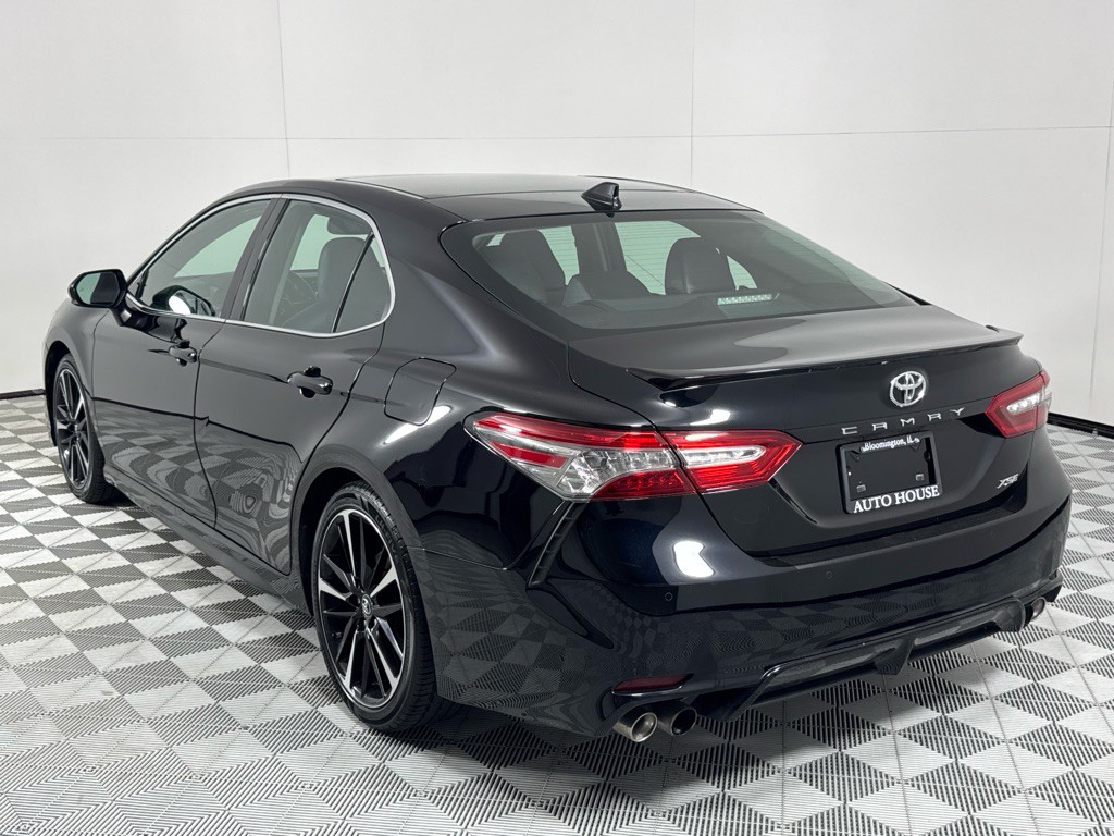 2018 Toyota Camry Image 7