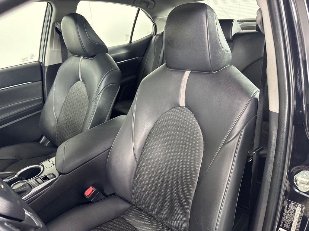 2018 Toyota Camry Image 13