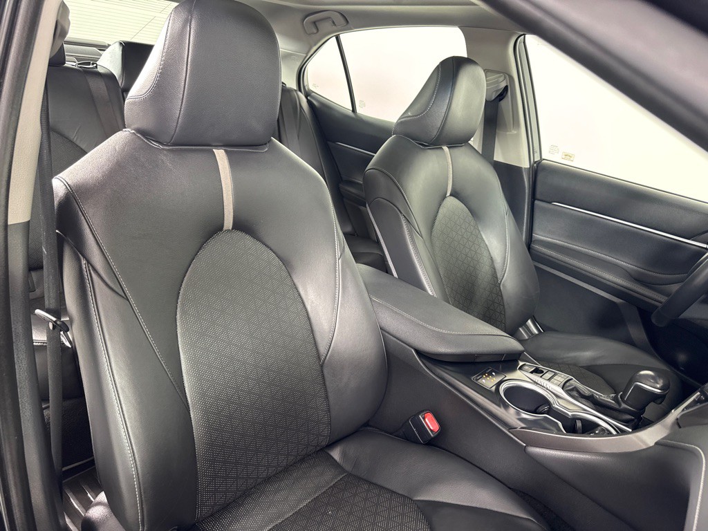 2018 Toyota Camry Image 24