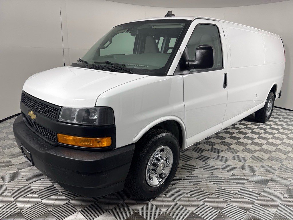 2020 Chevrolet Express Image 7