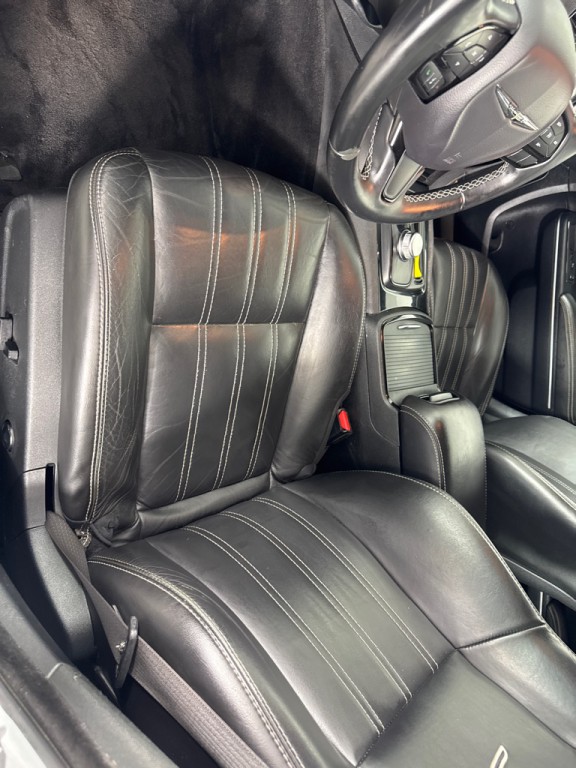 2018 Chrysler 300 Image 12