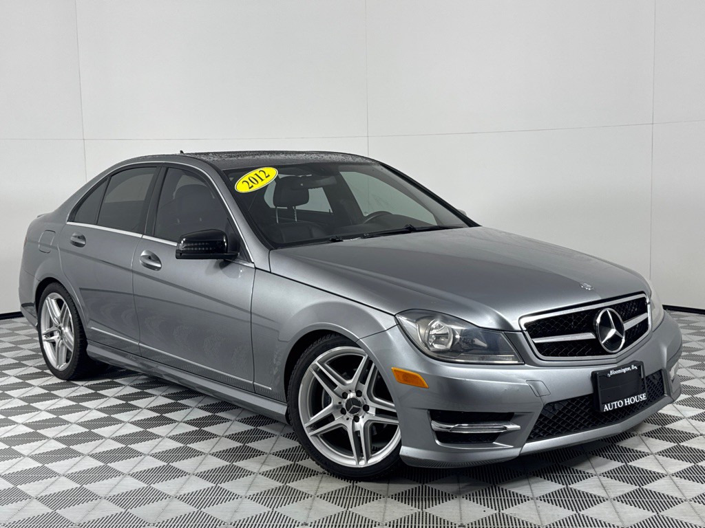 2012 Mercedes-Benz C-Class Image 2