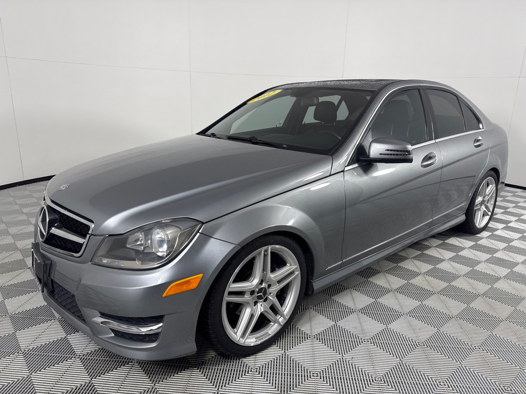 2012 Mercedes-Benz C-Class Image 9