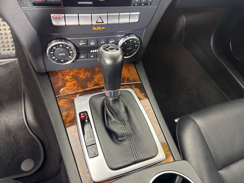 2012 Mercedes-Benz C-Class Image 20