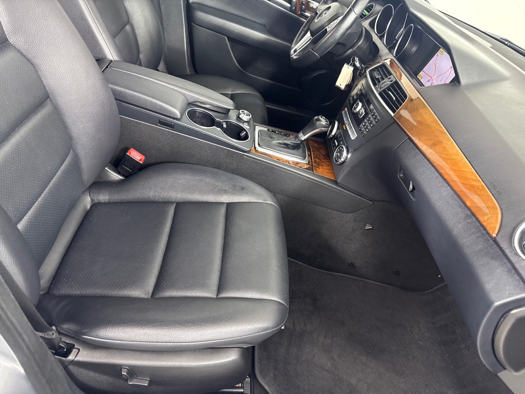 2012 Mercedes-Benz C-Class Image 23