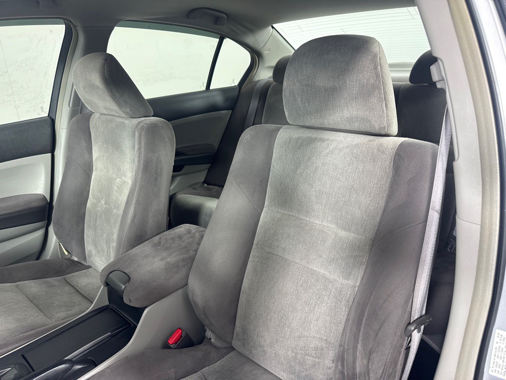 2008 Honda Accord Image 13