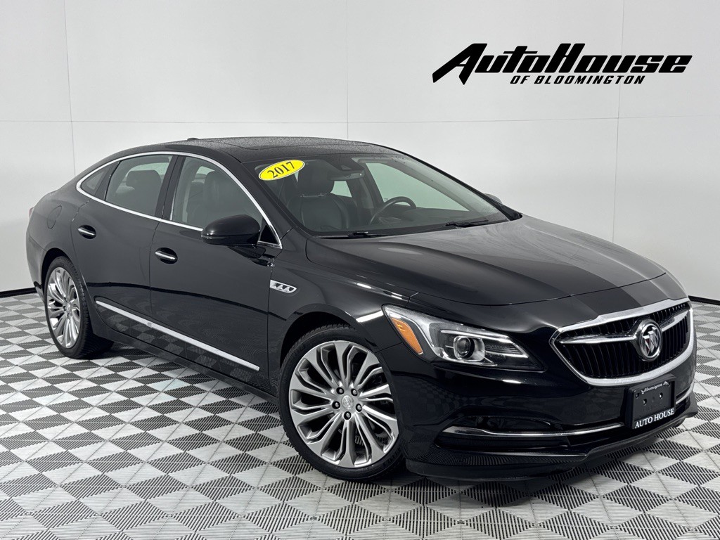 2017 Buick Lacrosse Image 1