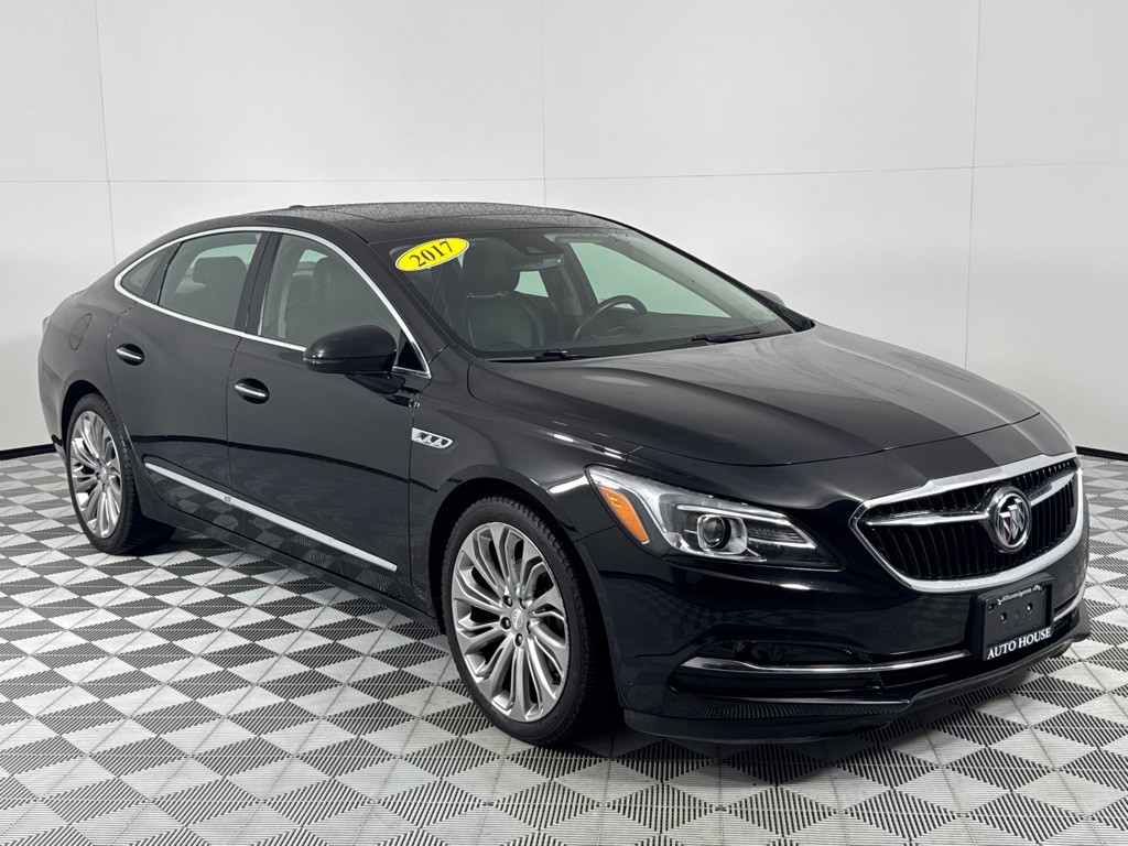 2017 Buick Lacrosse Image 3