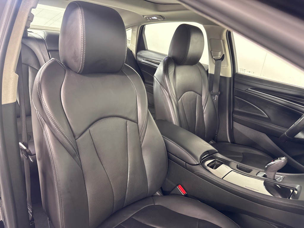 2017 Buick Lacrosse Image 26