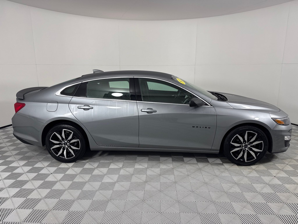2023 Chevrolet Malibu Image 4