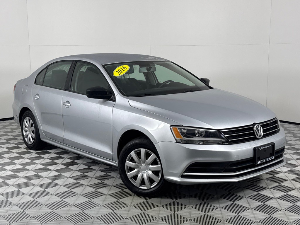 2016 Volkswagen Jetta Image 2