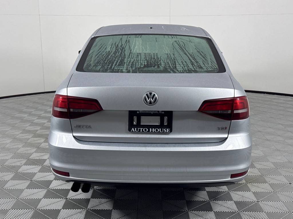 2016 Volkswagen Jetta Image 6
