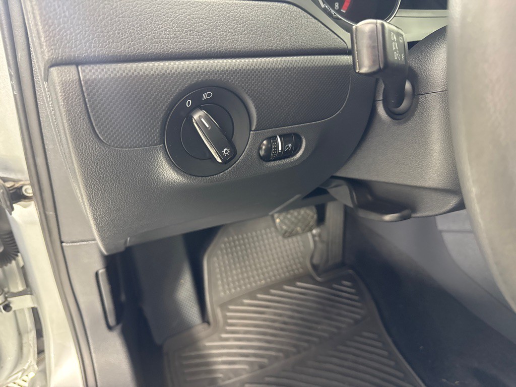 2016 Volkswagen Jetta Image 14