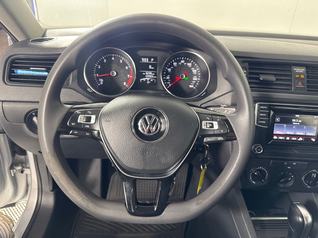 2016 Volkswagen Jetta Image 15