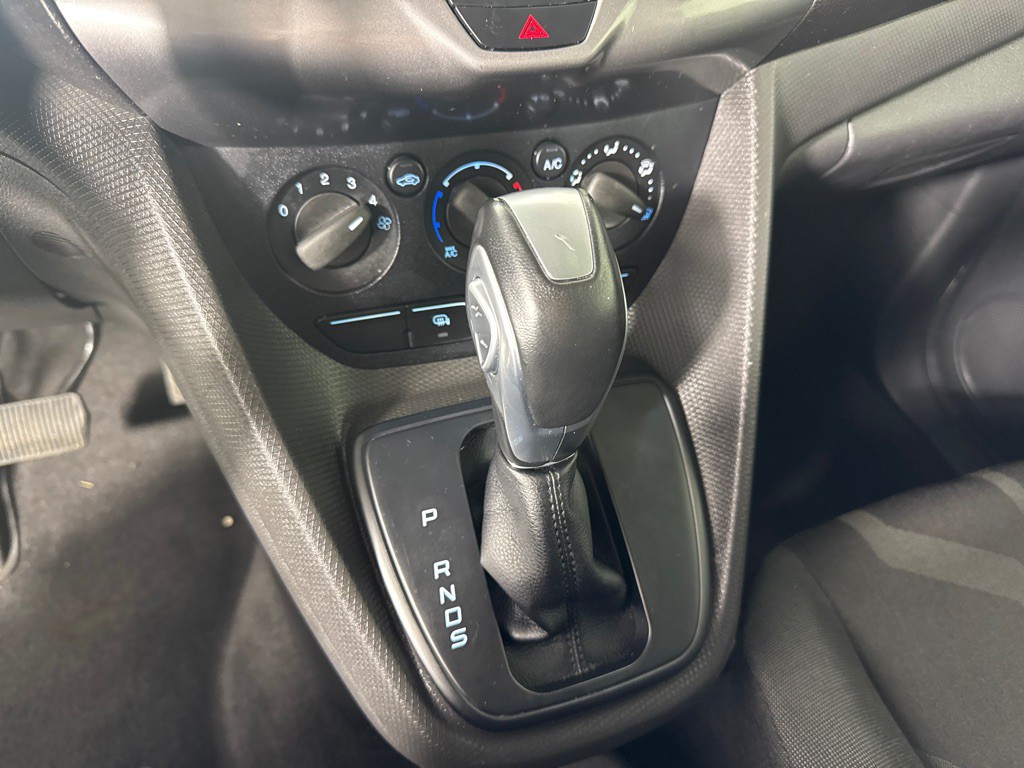 2017 Ford Transit Connect Image 17