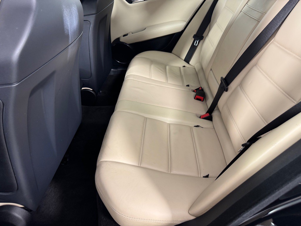 2010 Mercedes-Benz C-Class Image 20