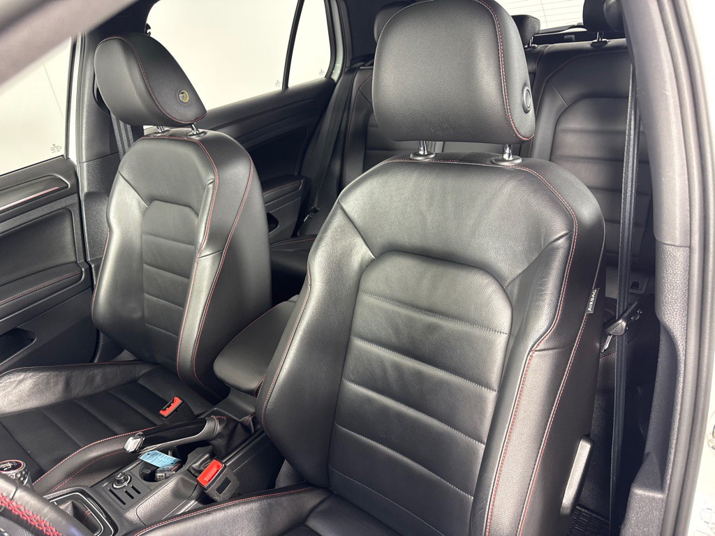 2021 Volkswagen GTI Image 14