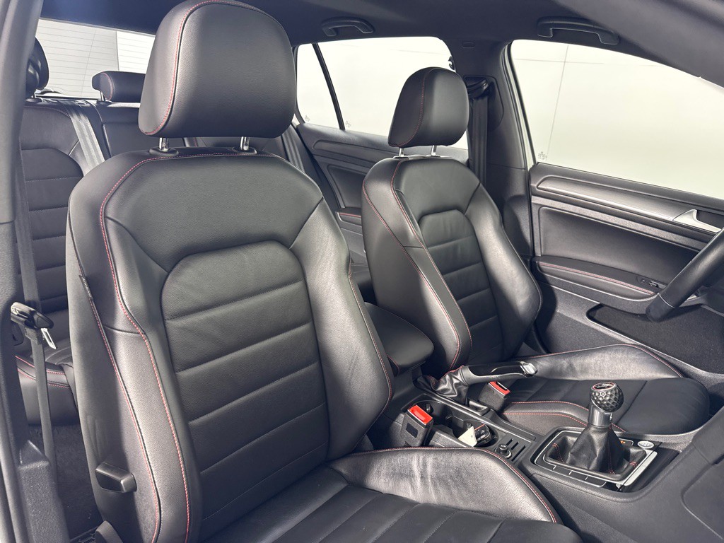 2021 Volkswagen GTI Image 27