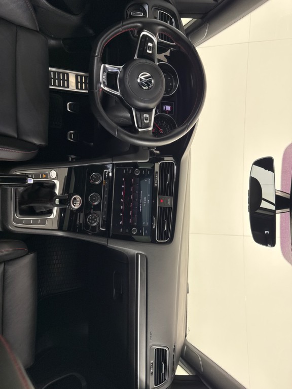 2021 Volkswagen GTI Image 28