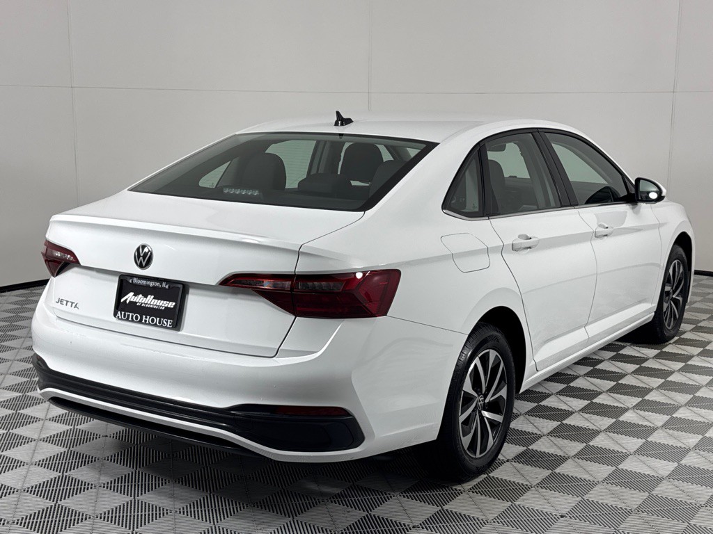 2024 Volkswagen Jetta Image 5