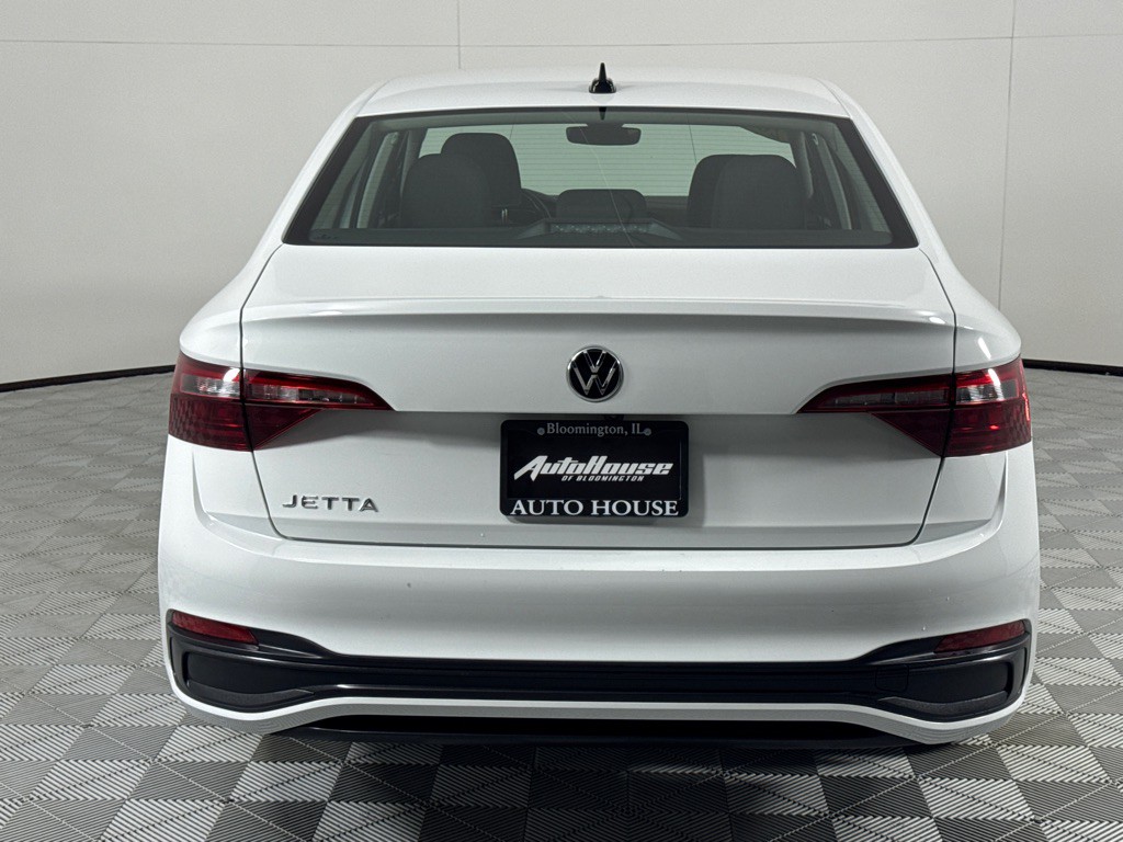2024 Volkswagen Jetta Image 6