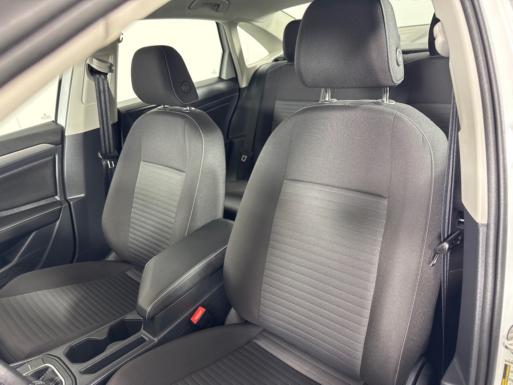 2024 Volkswagen Jetta Image 11