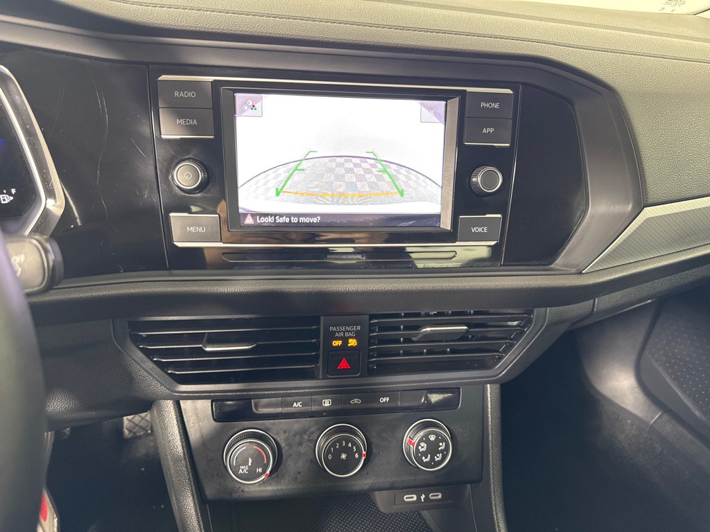 2024 Volkswagen Jetta Image 15