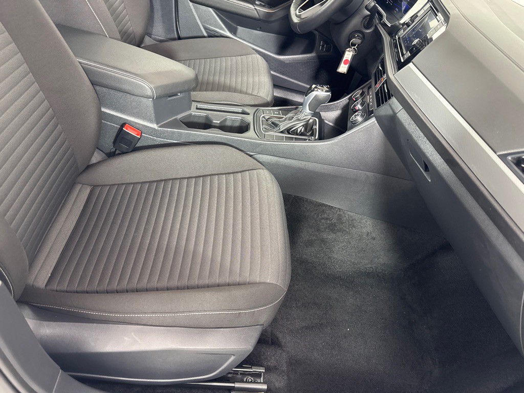 2024 Volkswagen Jetta Image 21