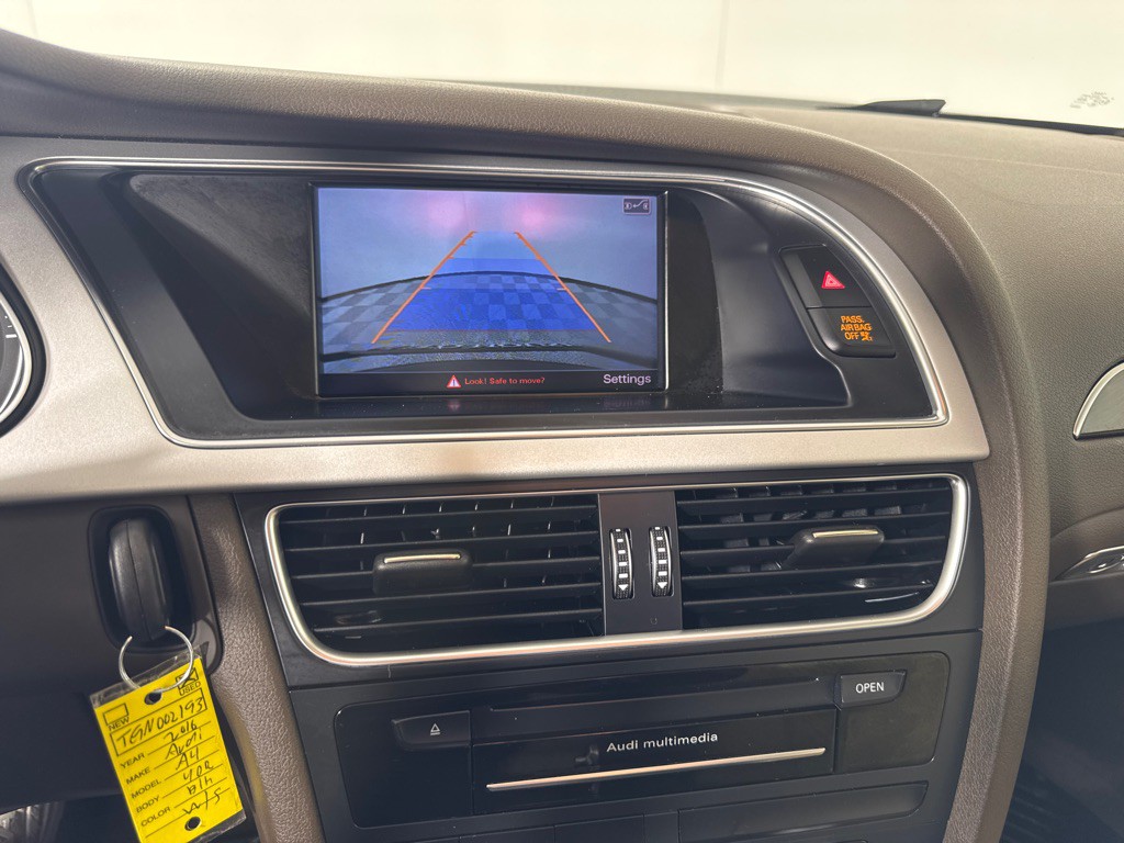 2016 Audi A4 Image 15