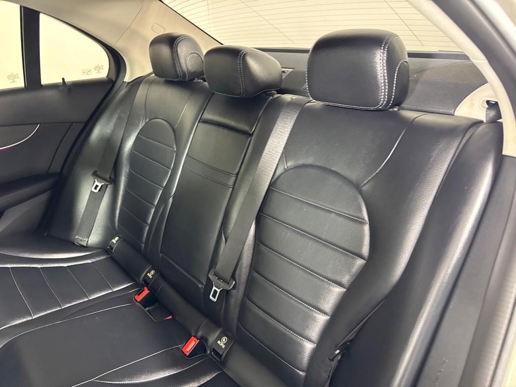 2019 Mercedes-Benz C-Class Image 22