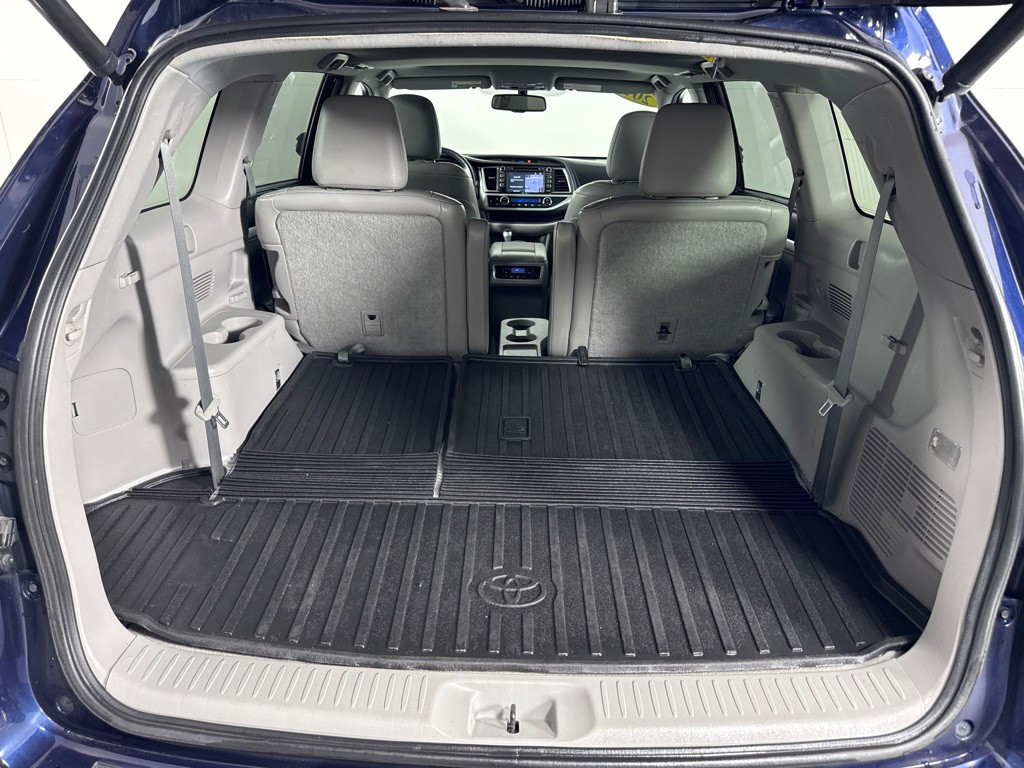 2014 Toyota Highlander Image 21