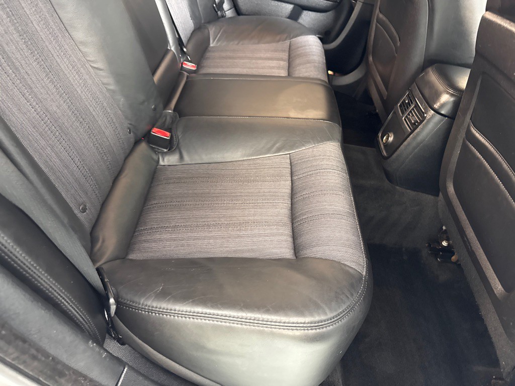 2013 Chrysler 300 Image 19