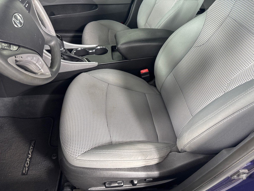 2012 Hyundai Sonata Image 13
