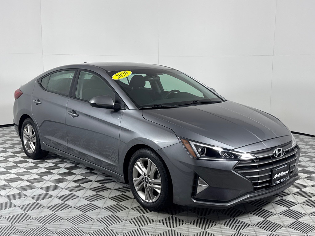 2020 Hyundai Elantra Image 3