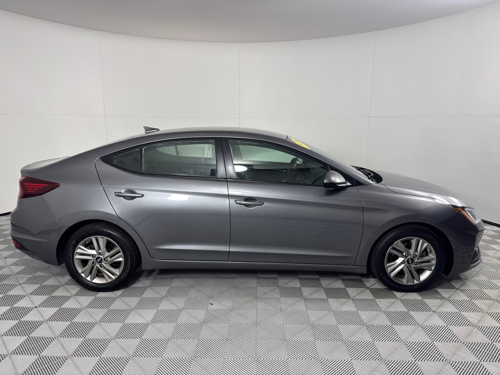 2020 Hyundai Elantra Image 4