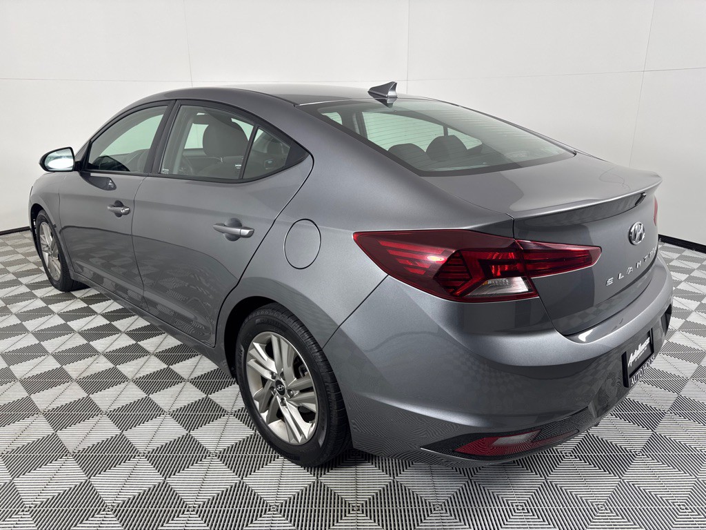 2020 Hyundai Elantra Image 8